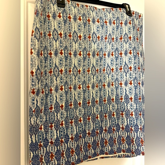 LOFT Dresses & Skirts - 2/$20🤩LOFT Aztec Print Skirt, NWOT